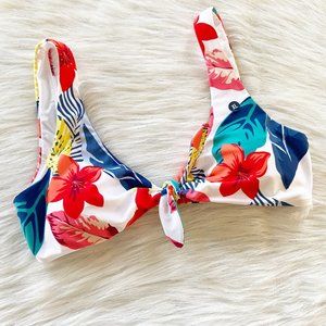 NEW Hollister Floral Tropical Tie Front Bikini Top